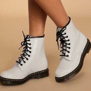 DR. MARTENS 1460 White Patent Leather lace boot 7